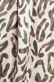 Blusa manga larga kaki clara con diseño animal print