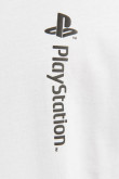 Camiseta oversize blanca con cuello redondo y diseños de PlayStation