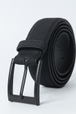Cinturón negro sintético con textura de pelo y hebilla cuadrada