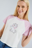 Camiseta crema clara con manga ranglan corta y diseño de Aristogatos