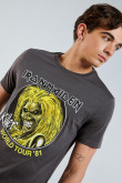 Camiseta cuello redondo gris con diseño de Iron Maiden