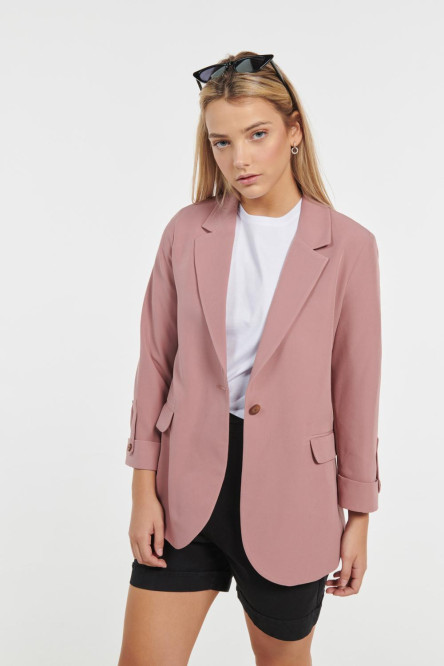 Blazer con hombreras rosado oscuro y charreteras en mangas