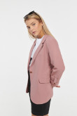 Blazer con hombreras rosado oscuro y charreteras en mangas