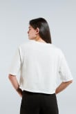 Camiseta oversize crop top crema clara con diseño college