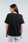 Camiseta en algodón negra con manga corta y diseño college