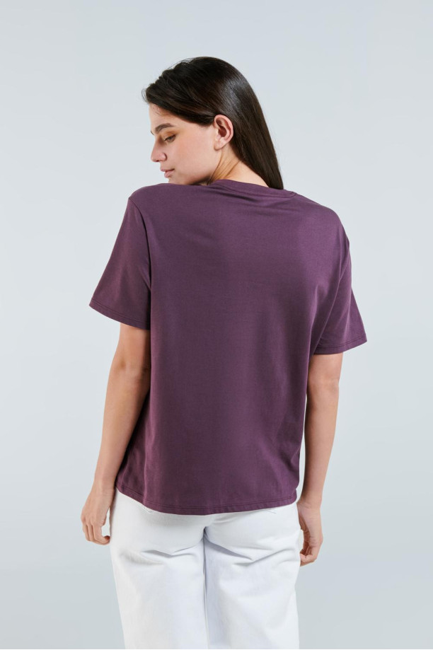 Camiseta para mujer manga corta estampada en frente estilo college cuello  redondo