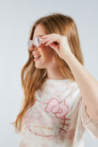 Camiseta crop top oversize con estampado en frente de Hello Kitty