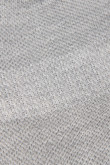 Medias grises claras invisibles con texturas en el empeine