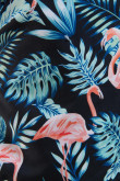 Bermuda playera azul intensa con diseños de hojas y flamencos