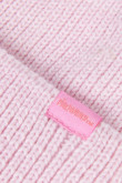 Gorro tejido rosado claro con diseño de la Pantera Rosa