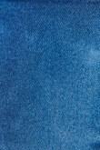 Jean flare azul oscuro con tiro alto, bota ancha y bolsillos de parche