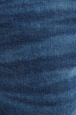 Jean tiro bajo slim azul oscuro con rotos y desgastes