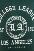 Camiseta cuello redondo verde con diseño college en frente