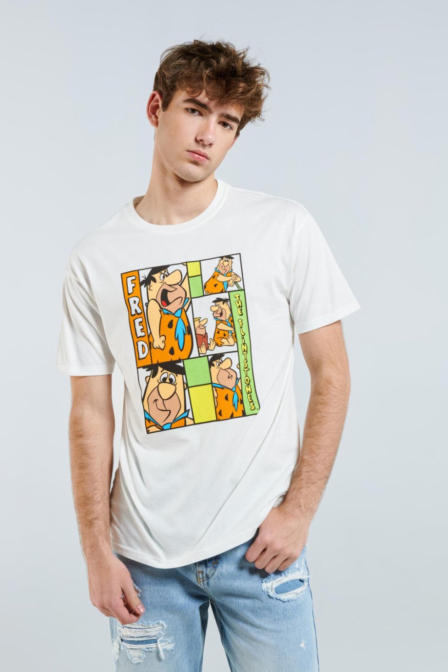 Camiseta crema clara con estampado de Los Picapiedra y cuello redondo