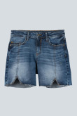 Short azul oscuro en jean con aberturas en frente y tiro medio
