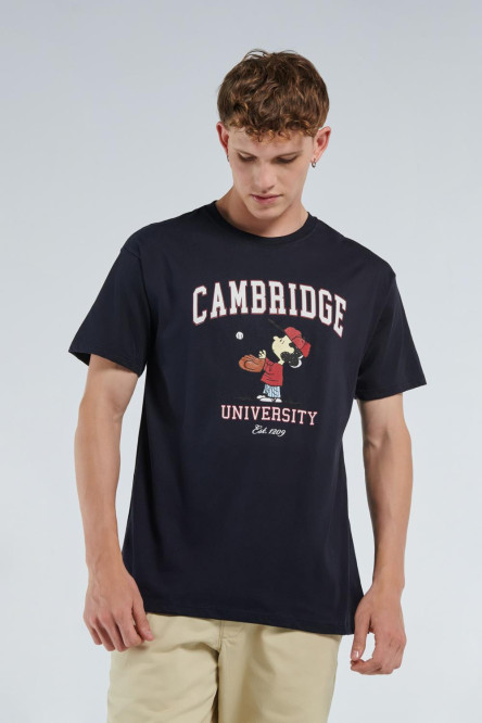 Camiseta azul intensa con arte college de Snoopy y Cambridge