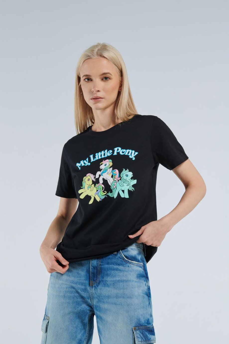 Camiseta manga corta negra con diseño de My Little Pony