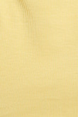Camiseta en viscosa unicolor con cuello redondo y manga sisa