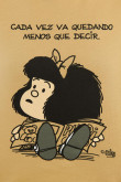 Camiseta kaky clara crop top con cuello redondo y diseño de Mafalda