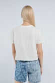 Camiseta crema clara crop top con diseño de NASA y manga corta