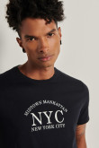 Camiseta unicolor con manga corta y diseño college de NYC