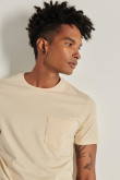 Camiseta unicolor con cuello redondo y bolsillo delantero