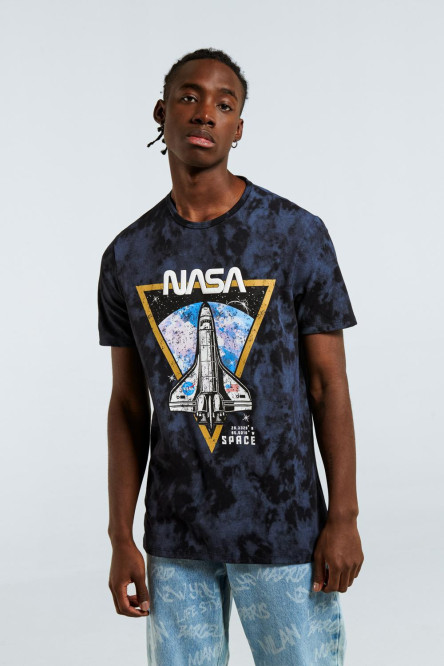 Camiseta cuello redondo azul tie dye con diseño de NASA