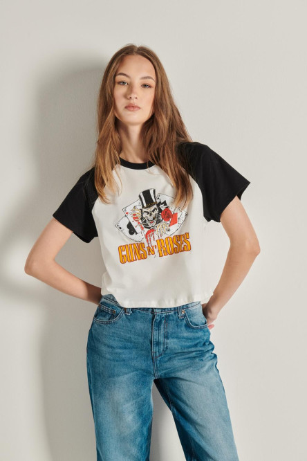 Camiseta manga ranglan corta crema y diseño de Guns N Roses