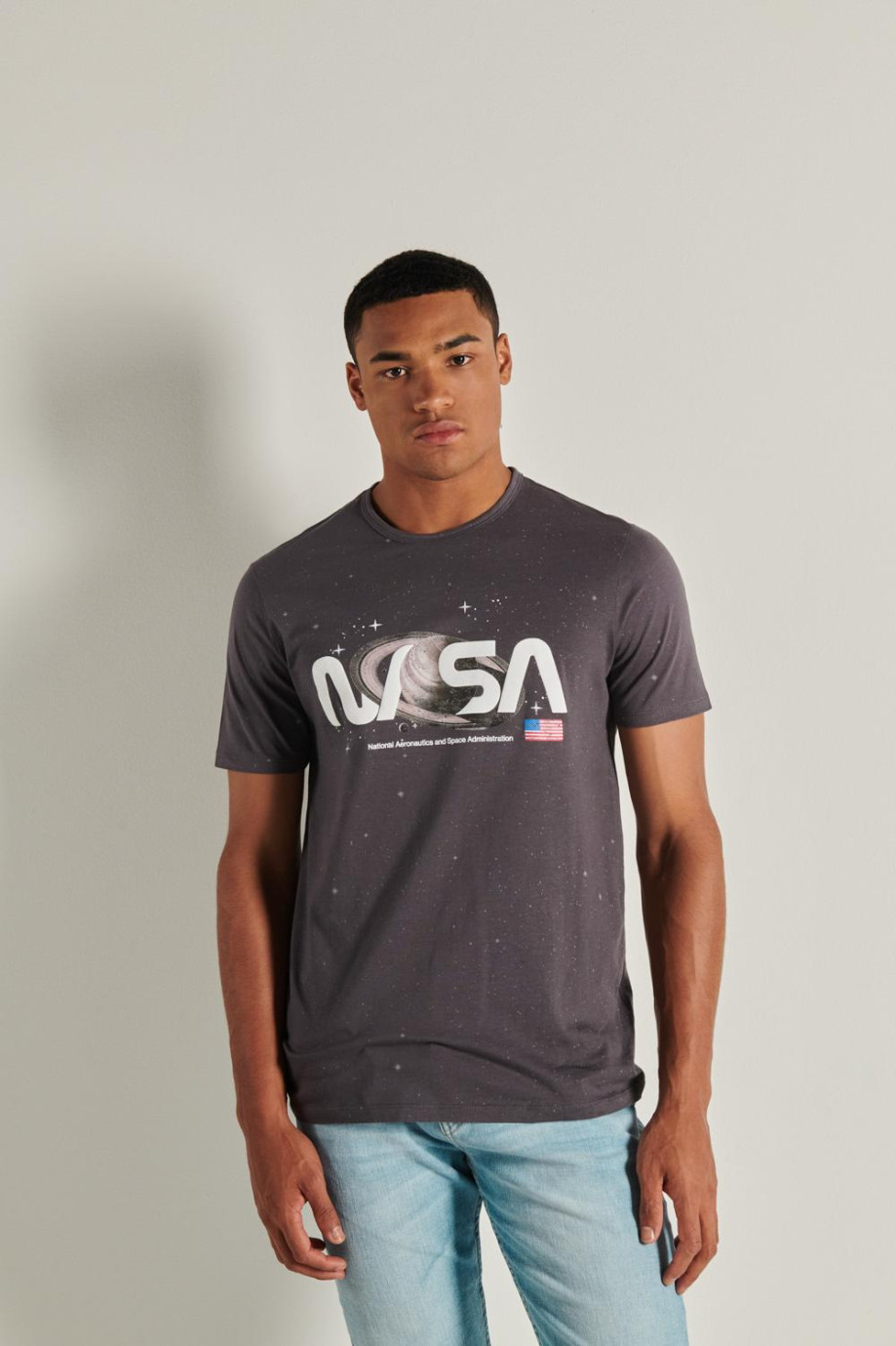Camiseta en algodón gris con cuello redondo y diseño de NASA