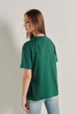 Camiseta verde con manga corta y diseño college de Garfield
