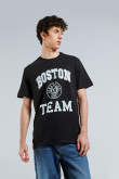 camiseta-unicolor-con-diseno-college-de-boston-y-manga-corta