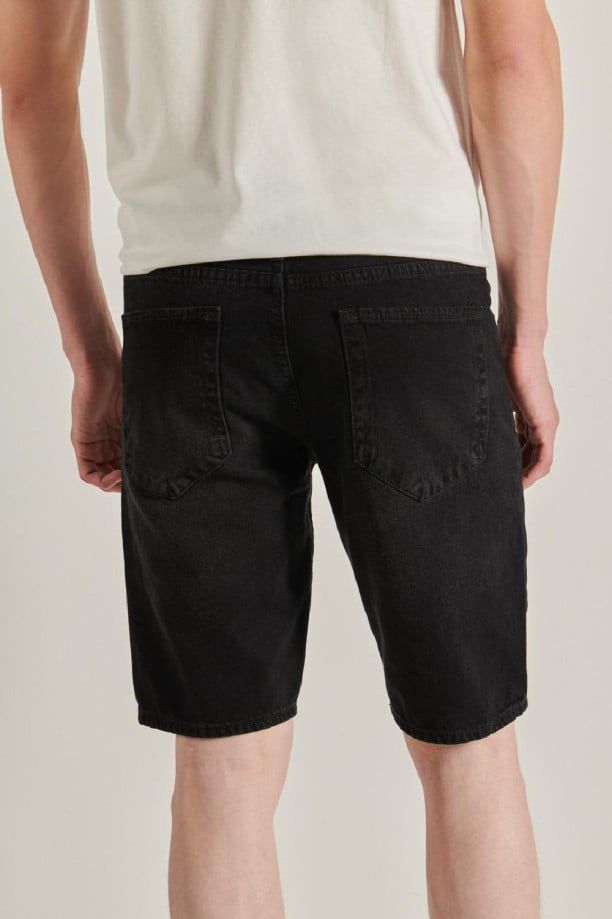 Bermudas de Jean para hombre - Estilo y moda en KOAJ