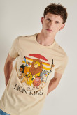 Camiseta kaki clara con cuello redondo y diseño del Rey León