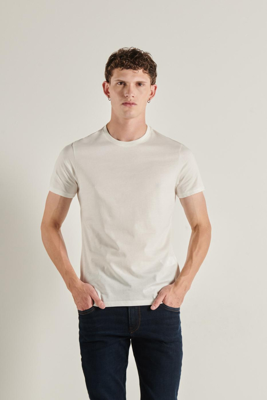 Camiseta básica manga corta de algodón
