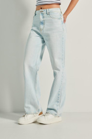 Jean ancho rigido con detalles rotos bolsillos laterales – marallovers