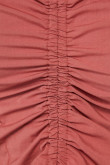 Blusa manga larga aglobada rojo oscuro con recogido en frente