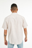 Camisa unicolor cuello mao con manga corta y botones