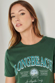 Camiseta con cuello redondo en rib unicolor y diseño college verde