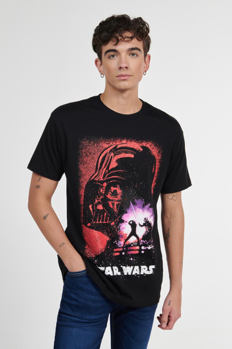 Camiseta negra con estampado de Star Wars y cuello redondo en rib