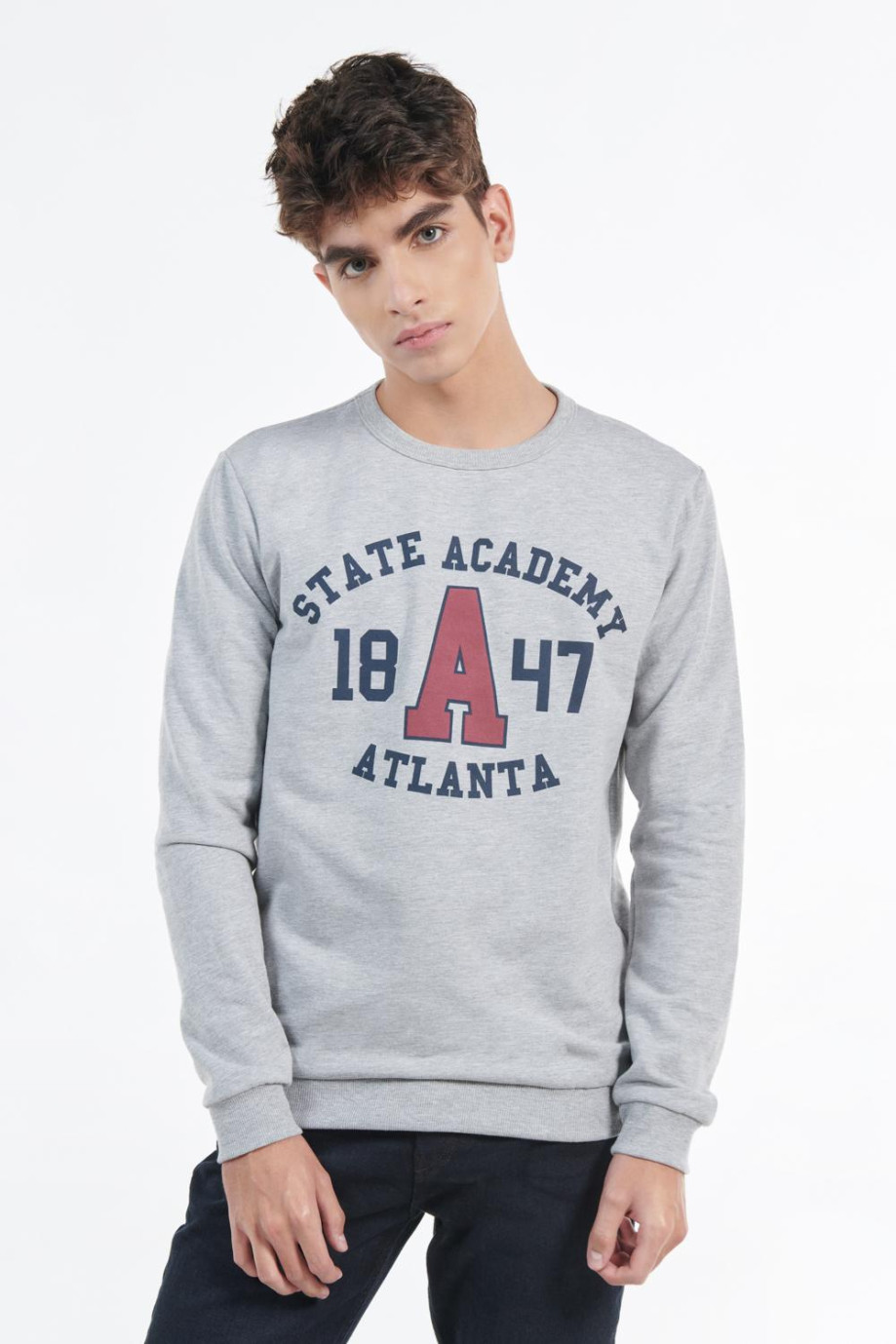 Buzo cuello redondo gris claro con diseño college de Atlanta