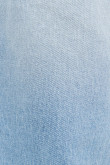 Bermuda en jean azul clara slim con rotos en frente y doblez en bordes