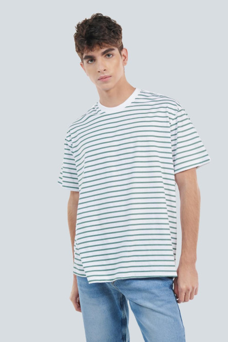 Camiseta unicolor a rayas oversize con cuello redondo