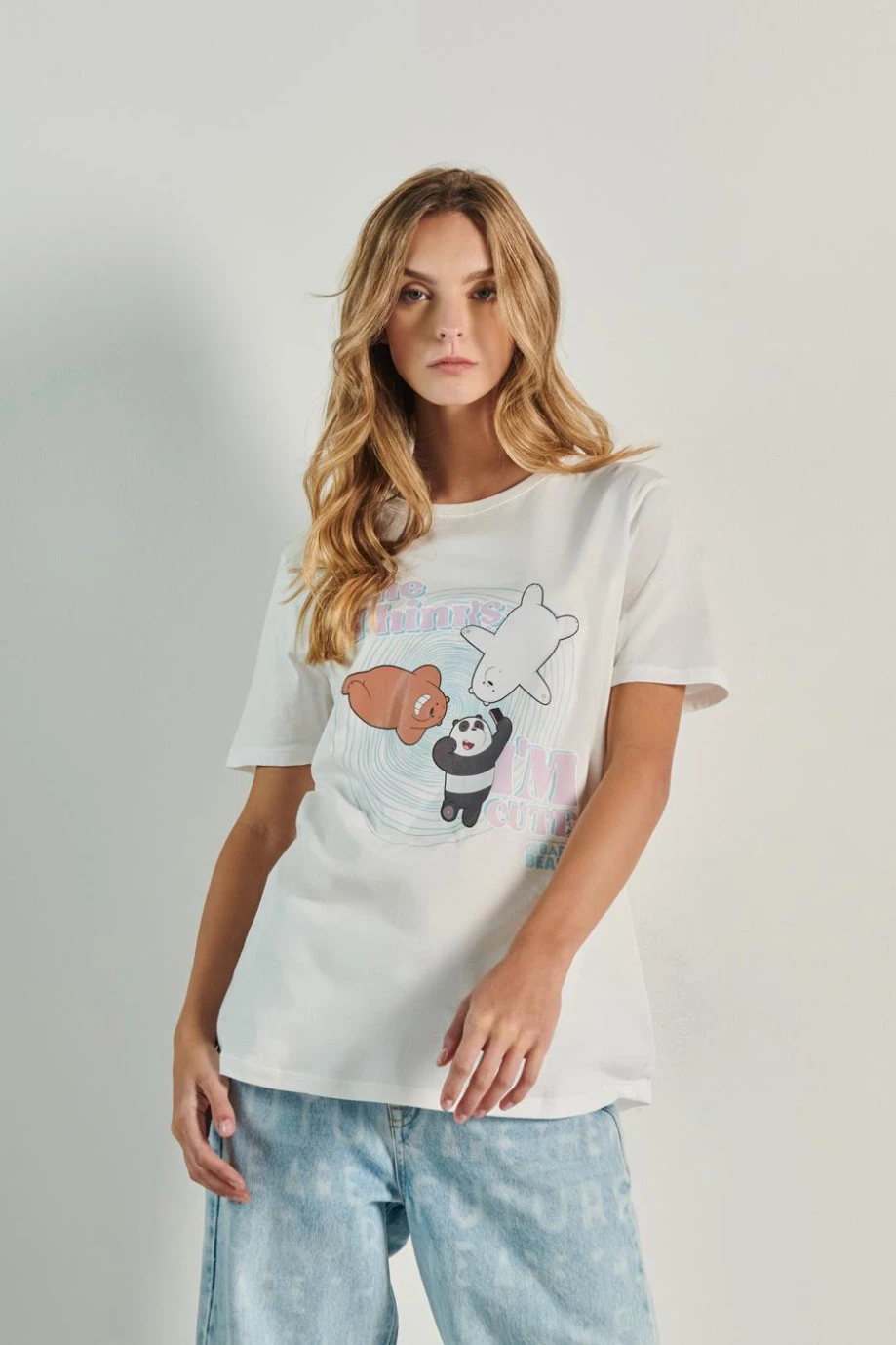 Camiseta manga corta unicolor con diseño de Osos Escandalosos