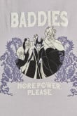 Camiseta lila crop top con diseño de villanas de Disney