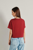 Camiseta roja oscura crop top con diseño college de Harvard