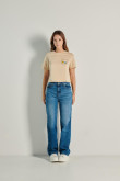 Camiseta kaki clara crop top con diseño de Hora de Aventura