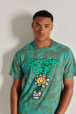 Camiseta tie dye verde manga corta con diseño de Green Day