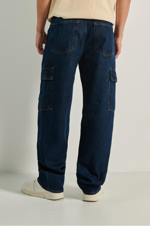 Pantalón jean azul oscuro