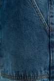 Jean carpintero azul oscuro con bota ancha y tiro medio