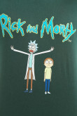 Camiseta verde oscura con cuello redondo y diseño de Rick and Morty